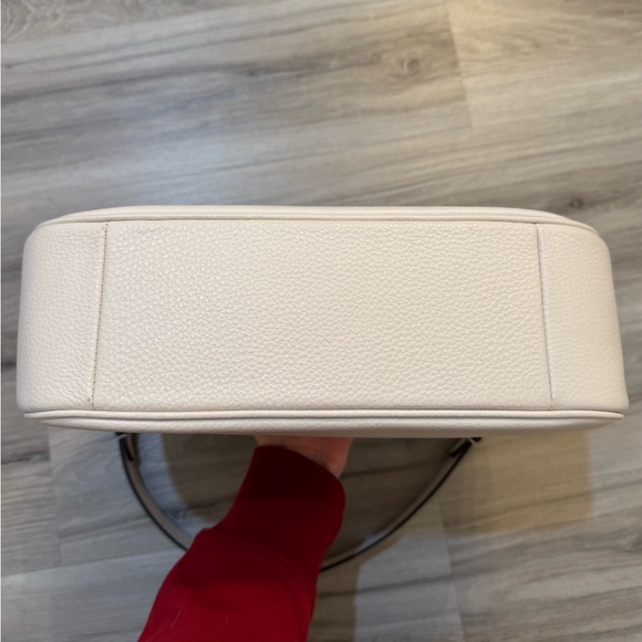 Coach Teri Hobo Bag - Picture 4 of 8